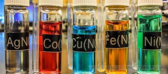 Fe(OH)2 màu gì? Tính chất hóa học của Fe(OH)2, ứng dụng!